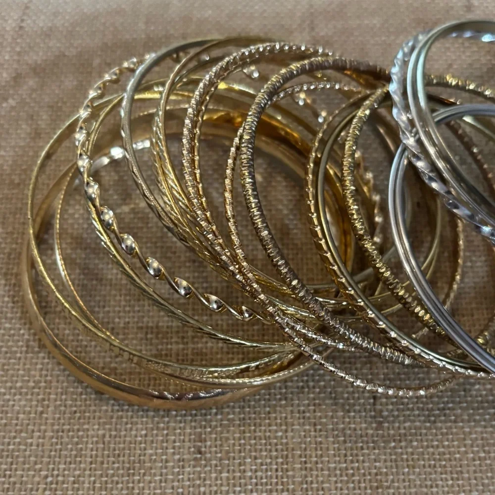 Lot Of 20 Gold And Silver Tone Bangle Bracelets